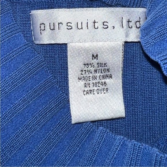 Pursuits, Itd- Blue turtleneck tank top - Picture 6 of 6